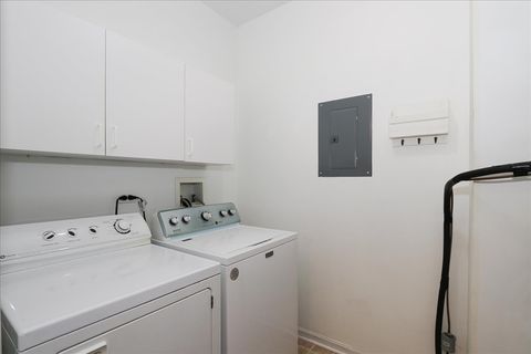 Tiny photo for 1299 W Lake Street #306, Addison, IL 60101 (MLS # 12624925)
