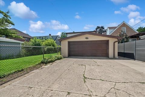 Tiny photo for 5832 Capulina Avenue, Morton Grove, IL 60053 (MLS # 12672980)
