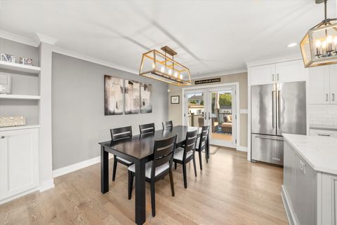 Tiny photo for 142 E QUINCY Street, Elmhurst, IL 60126 (MLS # 12475333)