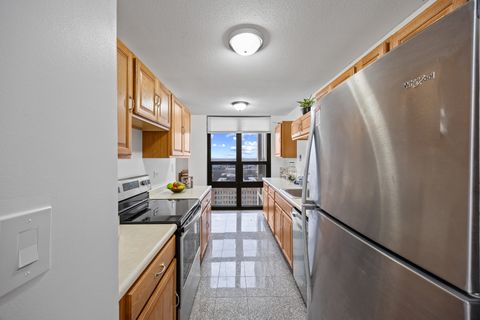 Tiny photo for 5100 N Marine Drive #17L, Chicago, IL 60640 (MLS # 12532573)