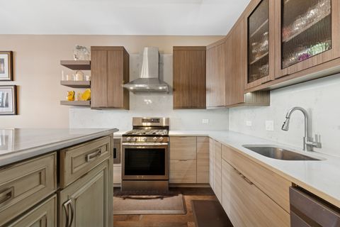 Tiny photo for 1631 S Michigan Avenue #410, Chicago, IL 60616 (MLS # 12467786)