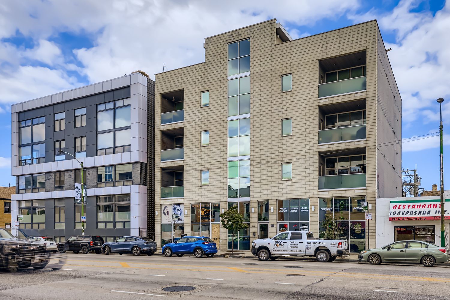 815 N Ashland Avenue 4N