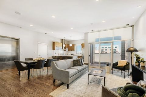 Tiny photo for 815 N Ashland Avenue #4N, Chicago, IL 60622 (MLS # 12546344)