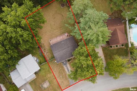 Tiny photo for 309 S Plover Drive, Carbondale, IL 62901 (MLS # EB459673)