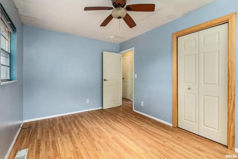 Tiny photo for 309 S Plover Drive, Carbondale, IL 62901 (MLS # EB459673)