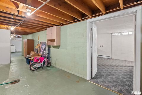 Tiny photo for 301 N WASHINGTON Street, Atkinson, IL 61235 (MLS # QC4270015)