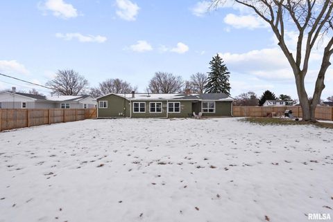 Tiny photo for 301 N WASHINGTON Street, Atkinson, IL 61235 (MLS # QC4270015)
