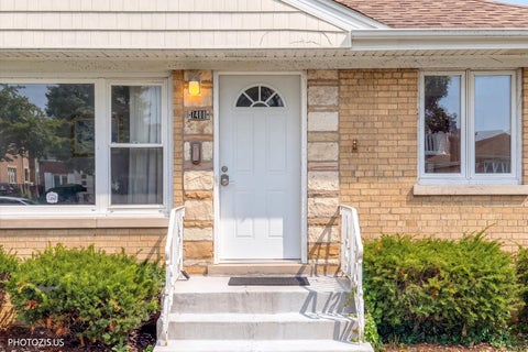 Tiny photo for 7408 W Argyle Street, Harwood Heights, IL 60706 (MLS # 12770054)