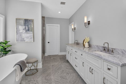Tiny photo for 601 S Stough Street, Hinsdale, IL 60521 (MLS # 12772981)