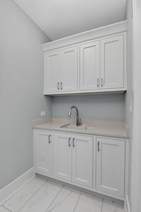 Tiny photo for 601 S Stough Street, Hinsdale, IL 60521 (MLS # 12772981)