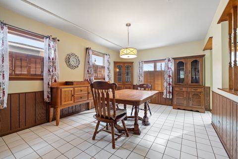 Tiny photo for 7912 S New Castle Avenue, Burbank, IL 60459 (MLS # 12493186)