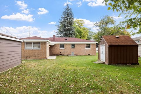 Tiny photo for 7912 S New Castle Avenue, Burbank, IL 60459 (MLS # 12493186)