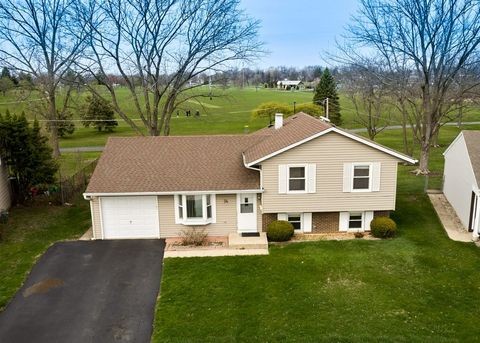 Photo of 74 Joseph Lane, Glendale Heights, IL 60139 (MLS # 12600463)