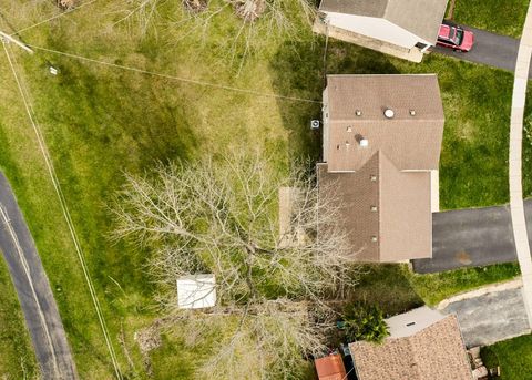 Tiny photo for 74 Joseph Lane, Glendale Heights, IL 60139 (MLS # 12600463)