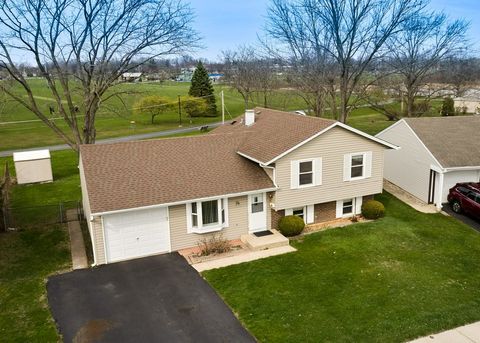 Tiny photo for 74 Joseph Lane, Glendale Heights, IL 60139 (MLS # 12600463)