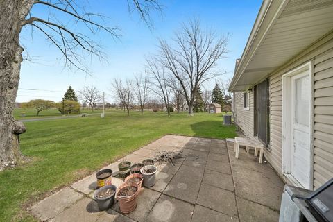 Tiny photo for 74 Joseph Lane, Glendale Heights, IL 60139 (MLS # 12600463)