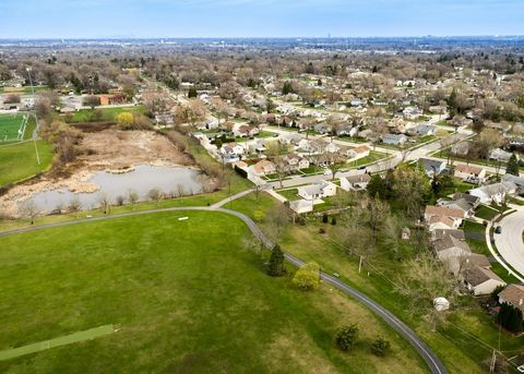 Tiny photo for 74 Joseph Lane, Glendale Heights, IL 60139 (MLS # 12600463)