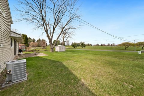 Tiny photo for 74 Joseph Lane, Glendale Heights, IL 60139 (MLS # 12600463)