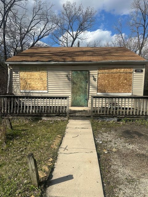 Photo of 3702 Lincoln Lane E, Robbins, IL 60472 (MLS # 12614664)