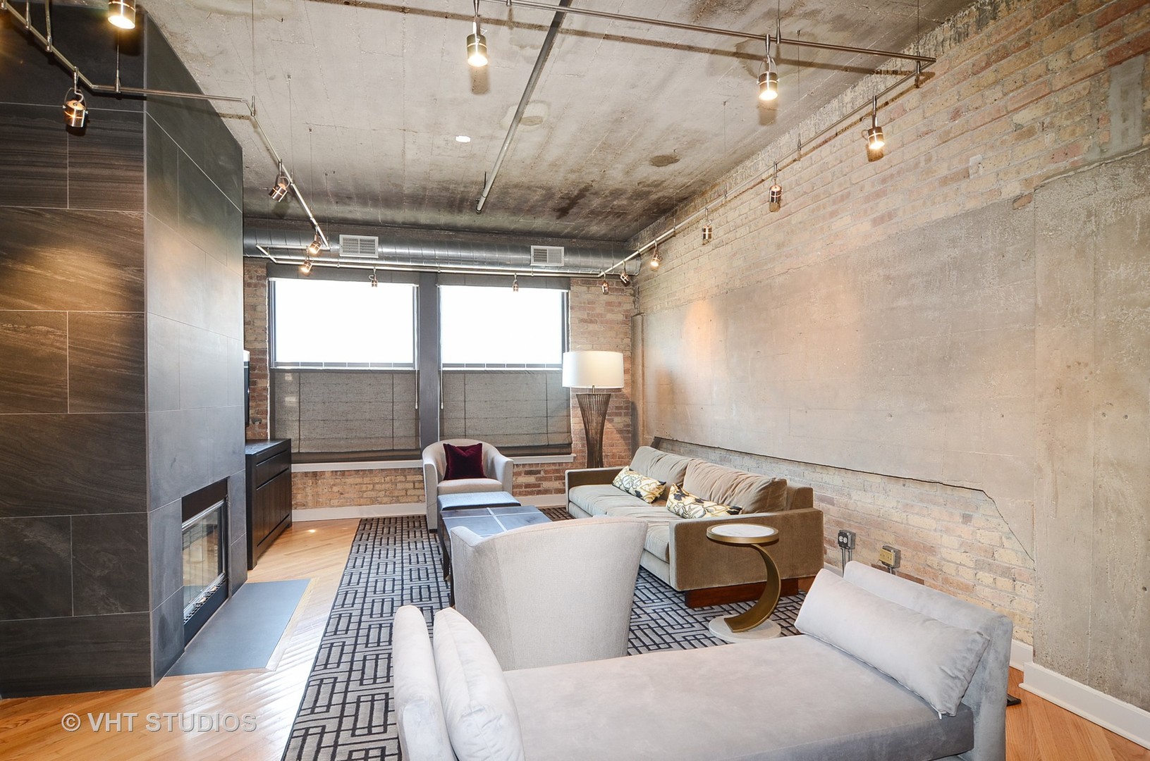 411 W ONTARIO Street 310