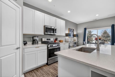 Tiny photo for 1008 Moraine Drive, South Elgin, IL 60177 (MLS # 12553699)