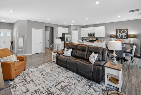 Tiny photo for 1008 Moraine Drive, South Elgin, IL 60177 (MLS # 12553699)