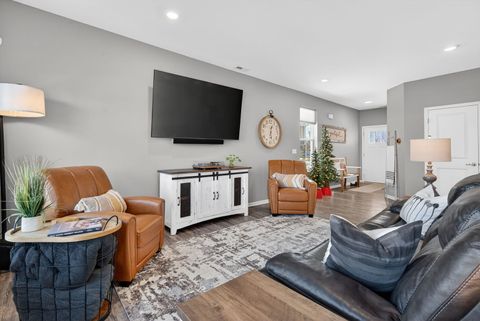 Tiny photo for 1008 Moraine Drive, South Elgin, IL 60177 (MLS # 12553699)