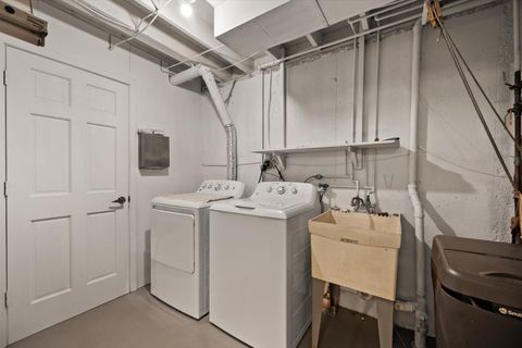 Tiny photo for 55 Whittington Course, St. Charles, IL 60174 (MLS # 12498422)