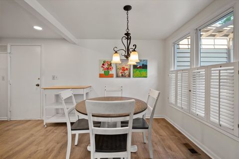 Tiny photo for 55 Whittington Course, St. Charles, IL 60174 (MLS # 12498422)