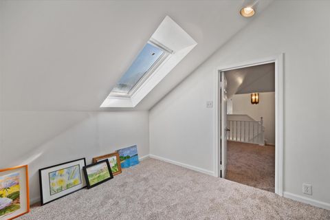 Tiny photo for 55 Whittington Course, St. Charles, IL 60174 (MLS # 12498422)