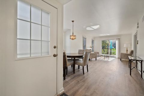 Tiny photo for 55 Whittington Course, St. Charles, IL 60174 (MLS # 12498422)