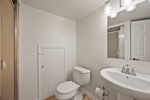 Tiny photo for 55 Whittington Course, St. Charles, IL 60174 (MLS # 12498422)