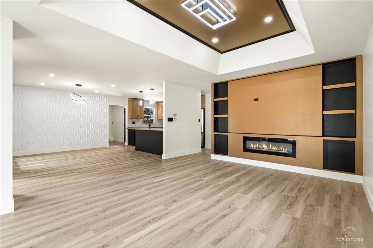 1409 Sequoia Lane