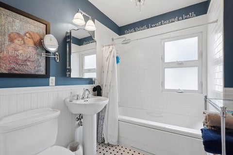 Tiny photo for 5909 N East Circle Avenue, Chicago, IL 60631 (MLS # 12757550)