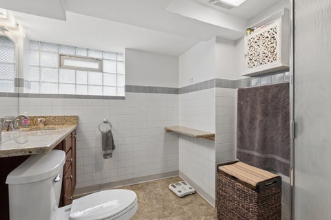 Tiny photo for 5909 N East Circle Avenue, Chicago, IL 60631 (MLS # 12757550)