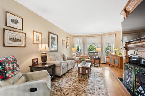 Tiny photo for 5909 N East Circle Avenue, Chicago, IL 60631 (MLS # 12757550)