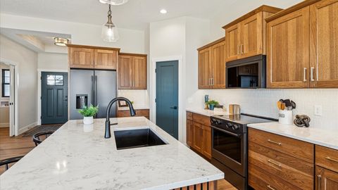 Tiny photo for 6214 College Avenue, Davenport, IA 52807 (MLS # 12565326)