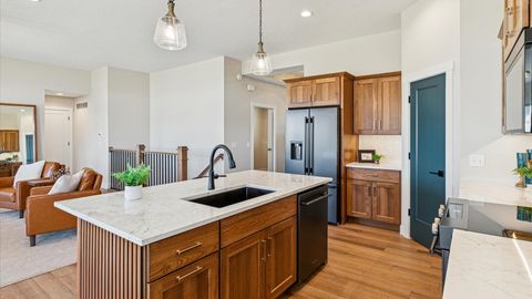 Tiny photo for 6214 College Avenue, Davenport, IA 52807 (MLS # 12565326)