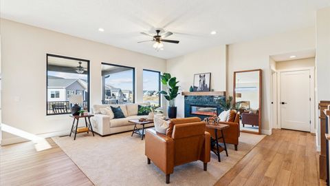 Tiny photo for 6214 College Avenue, Davenport, IA 52807 (MLS # 12565326)