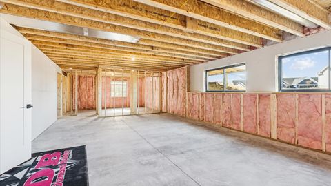 Tiny photo for 6214 College Avenue, Davenport, IA 52807 (MLS # 12565326)