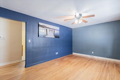 Tiny photo for 2625 N Victoria Avenue, Peoria, IL 61604 (MLS # 12533215)