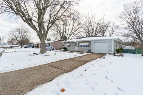 Photo of 2625 N Victoria Avenue, Peoria, IL 61604 (MLS # 12533215)