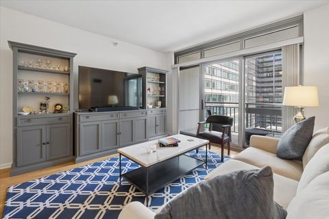Tiny photo for 125 S Jefferson Street #1305, Chicago, IL 60661 (MLS # 12585445)