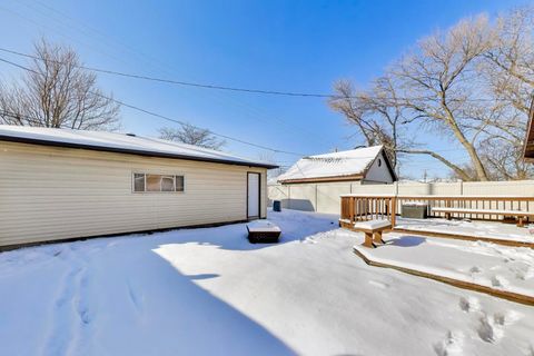 Tiny photo for 4350 Elm Avenue, Lyons, IL 60534 (MLS # 12635915)