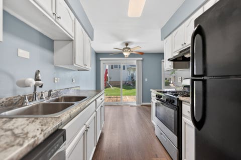 Tiny photo for 1914 N Alpine Drive, Glendale Heights, IL 60139 (MLS # 12677854)