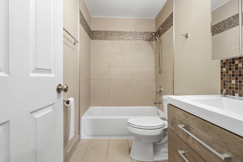 Tiny photo for 5201 CARRIAGEWAY Drive #C210, Rolling Meadows, IL 60008 (MLS # 12782323)