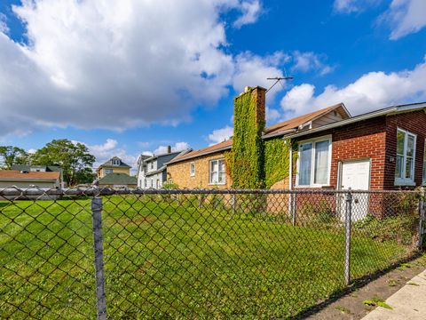 Tiny photo for 15740 Woodbridge Avenue, Harvey, IL 60426 (MLS # 12495152)