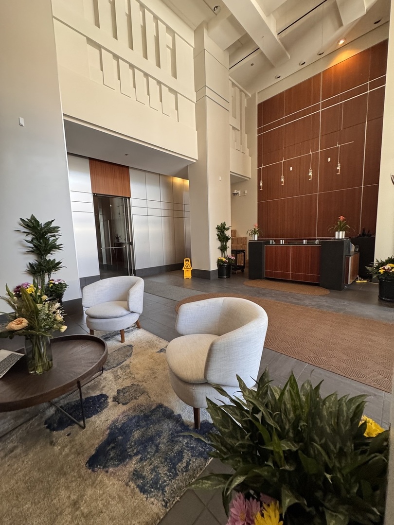 1400 S Michigan Avenue 2407