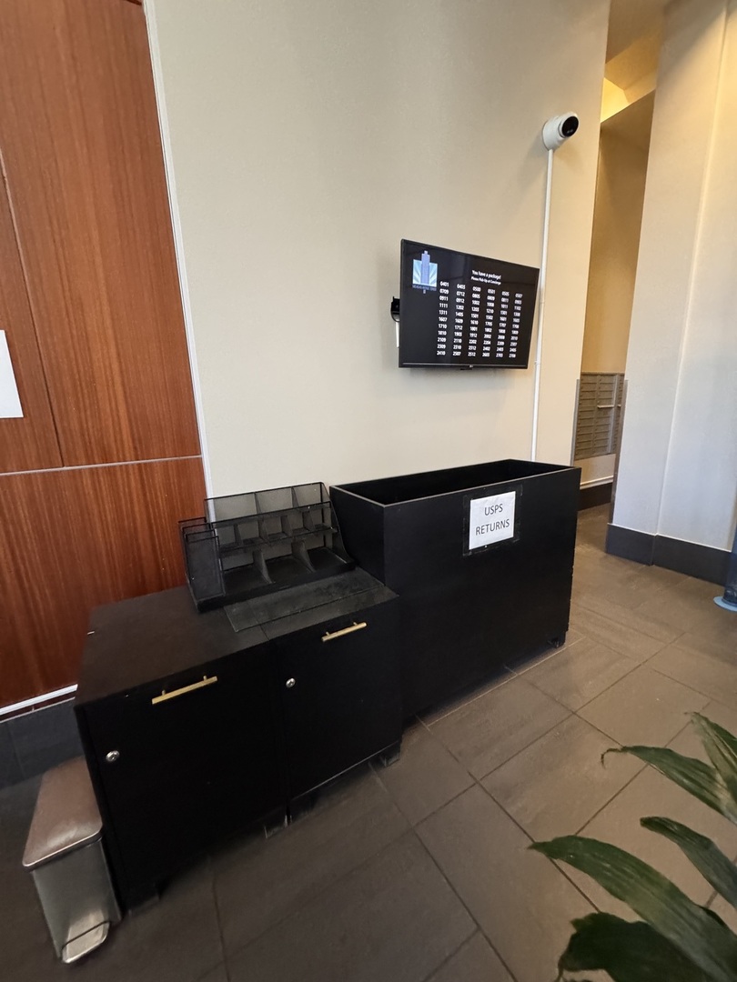 1400 S Michigan Avenue 2407