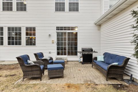 Tiny photo for 16110 Michigan Street, Crest Hill, IL 60403 (MLS # 12585227)